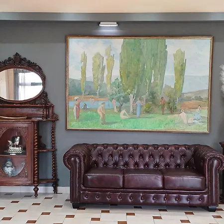 Penelope Aparthotel 2*