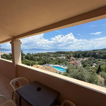 Penelope Apartmanhotel Dasziá