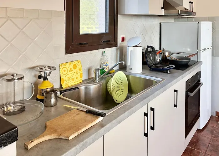 מלון דירות Penelope 4*